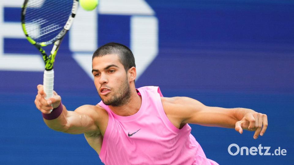 Carlos Alcaraz ist bei den diesjährigen US Open noch ohne Satzverlust. Bild: Kirsty Wigglesworth/AP/dpa