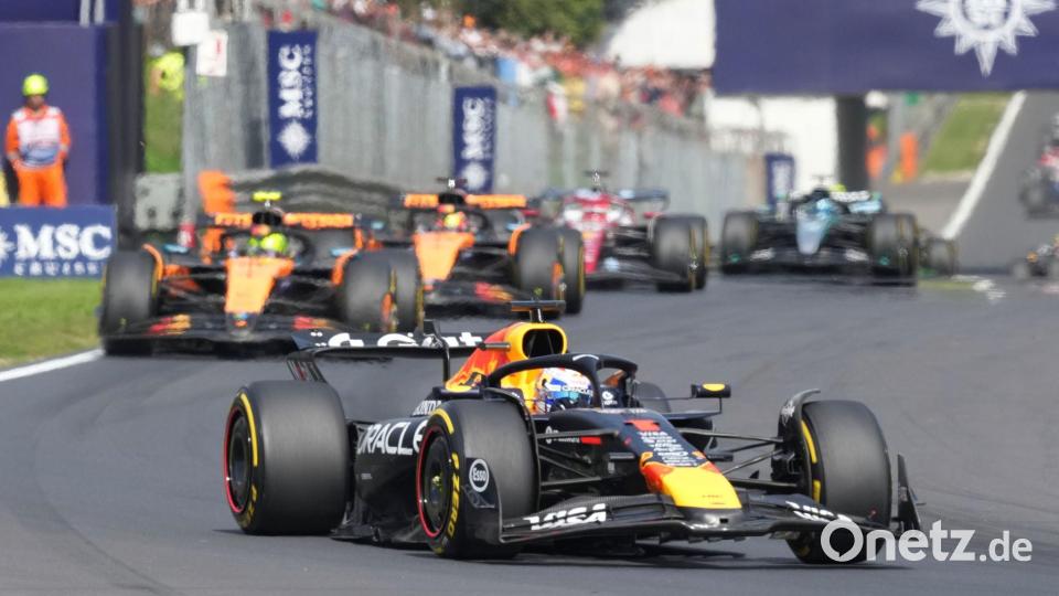 Nach seinem Manöver beim Start gab Verstappen kurz die Führung wieder her. Bild: Antonio Calanni/AP/dpa