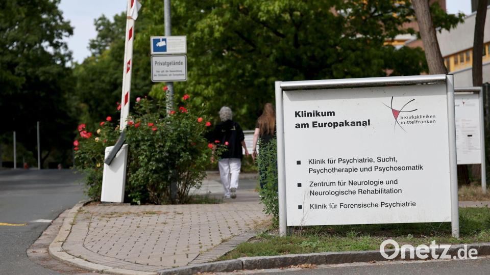 Am Morgen wurde der Mann zurück in die Psychiatrie gebracht. Bild: Daniel Löb/dpa