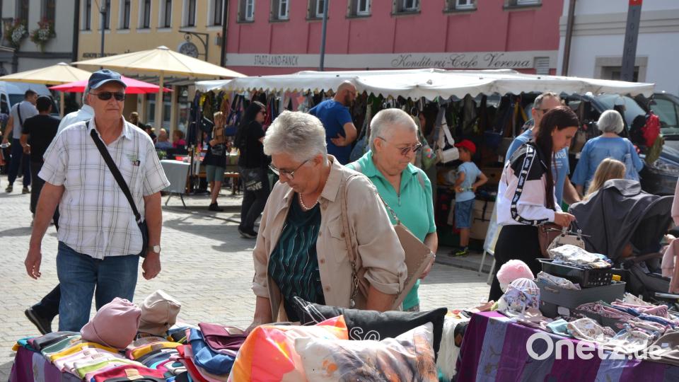 Ein Bummel über den Tirschenreuther Herbstmarkt bietet immer die eine oder andere Überraschung. Bild: jr