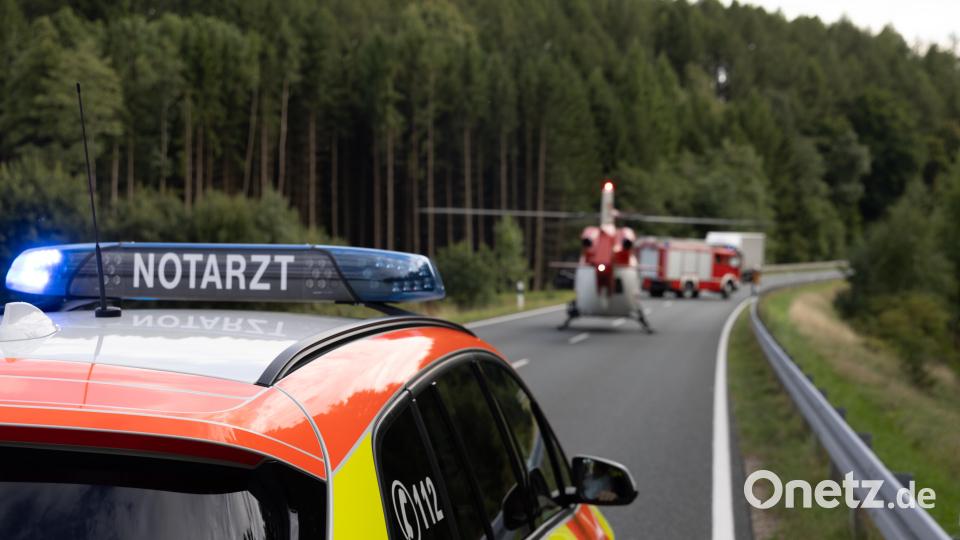 Bei einem Motorradunfall auf der Staatsstraße 2665 zwischen Kulmain und Alm-Hofstetten wurde am Montag ein Motorradfahrer schwer verletzt. Bild: Roland Wellenhoefer