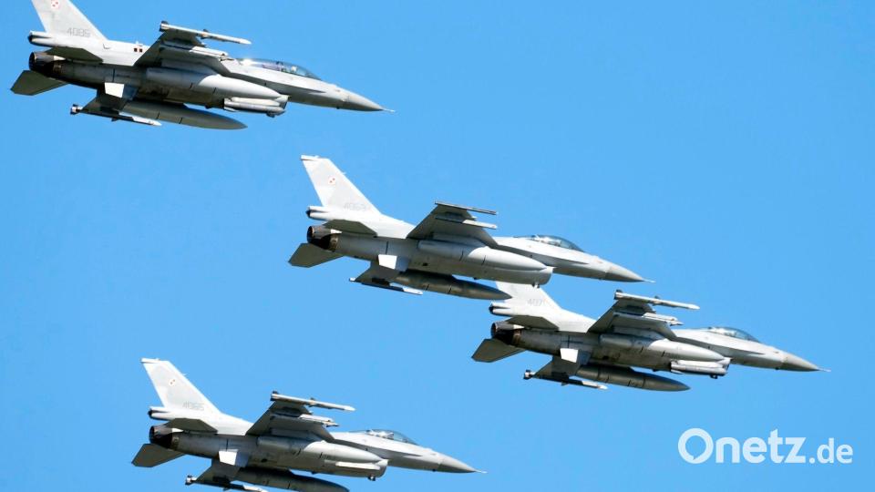 Flugzeuge der polnischen Luftwaffe haben in der Nacht Drohnen zerstört, die in den Luftraum des Landes eingedrungen waren. (Archivbild) Bild: Czarek Sokolowski/AP/dpa