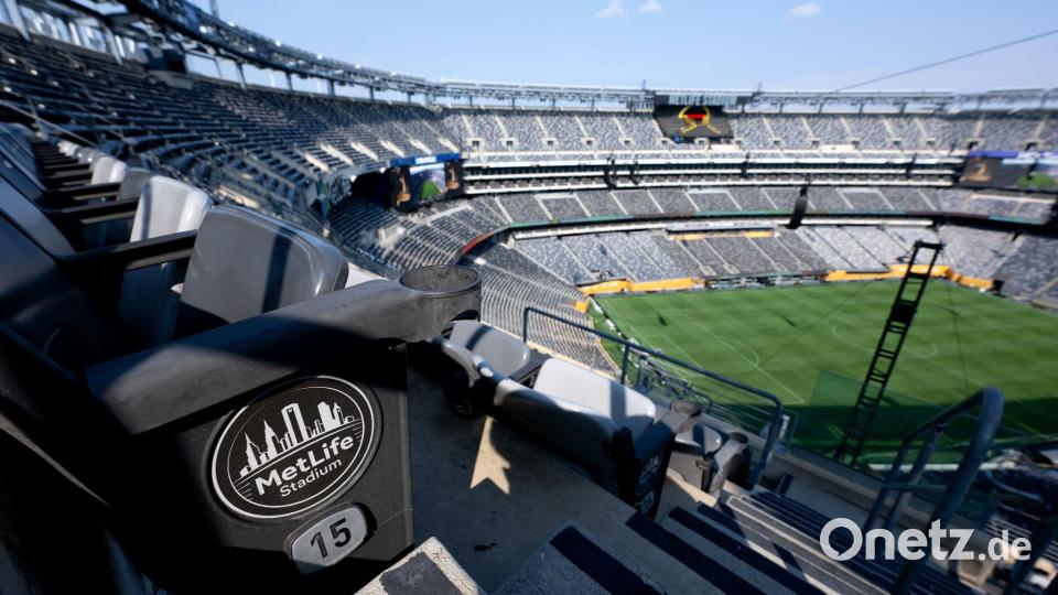 Die teuersten Tickets zum WM-Finale im MetLife Stadium im US-Staat New Jersey sollen laut der FIFA über 5.700 Euro kosten. (Archivbild) Bild: Sven Hoppe/dpa