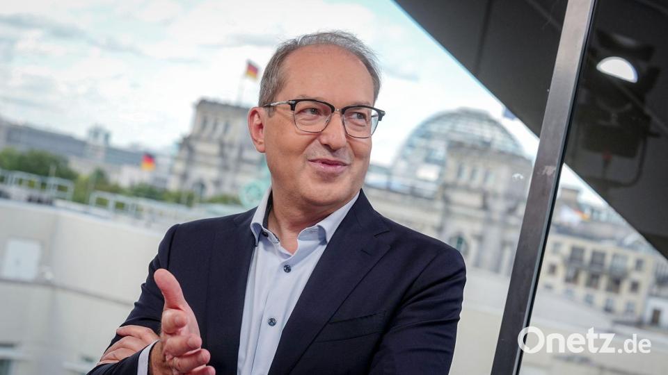 Bundesinnenminister Alexander Dobrindt (CSU) sagt: „Unser Ziel ist klar: Die Abwehrfähigkeit und Resilienz unserer kritischen Infrastrukturen muss gehärtet werden.“ Bild: Kay Nietfeld/dpa