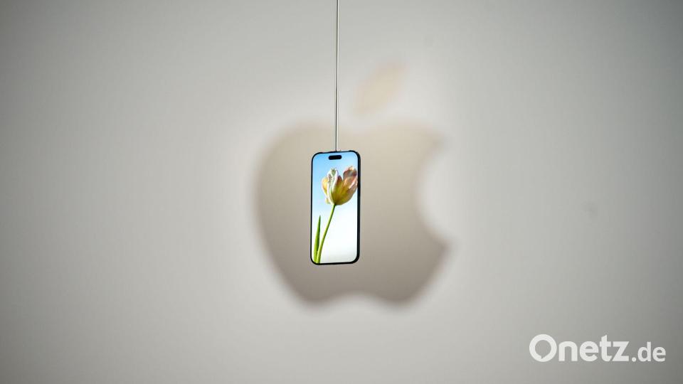 Das schlankere iPhone Air zeigt, wohin die Reise bei Apples Smartphones geht. Bild: Andrej Sokolow/dpa