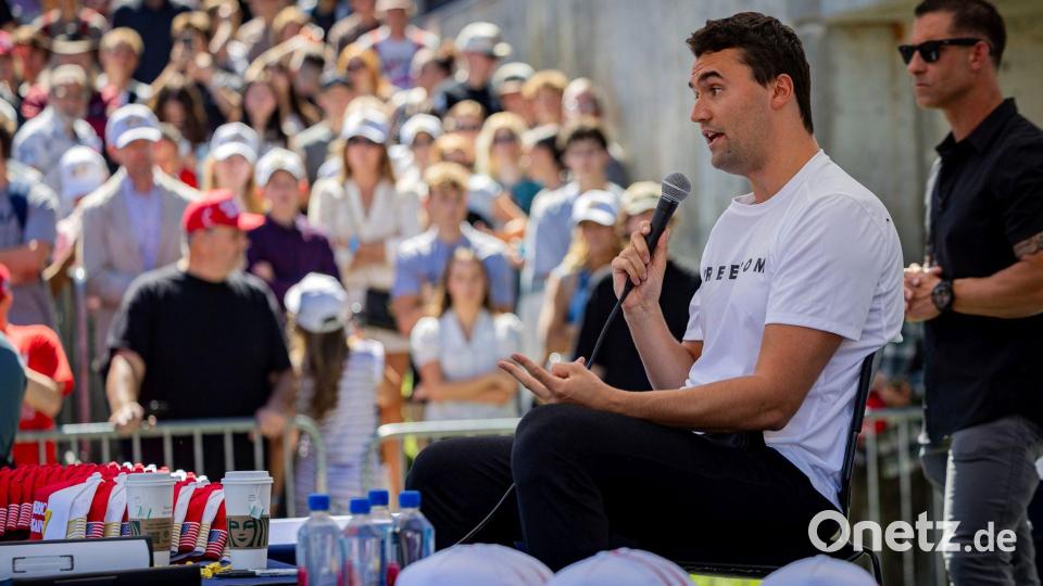 Der Podcaster Kirk ist erschossen worden. (Archivbild) Bild: Tess Crowley/The Deseret News/AP/dpa