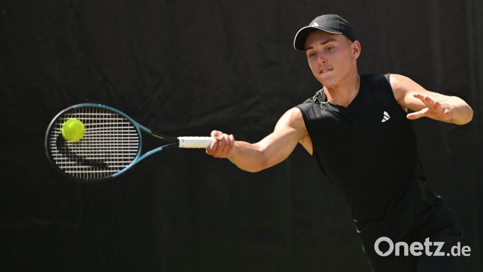 Ist erstmals für das Davis-Cup-Team nominiert: der 17-jährige Justin Engel. (Archivbild) Bild: Marijan Murat/dpa