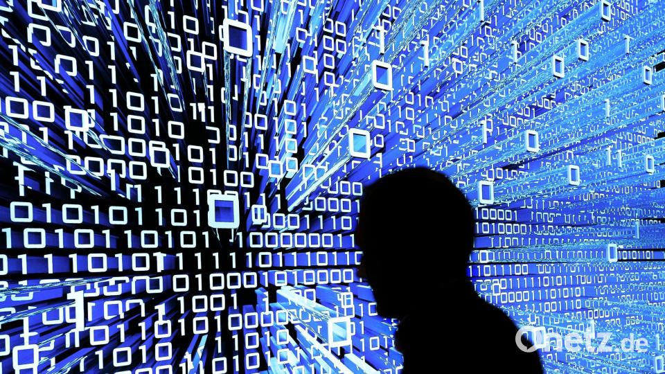 Für viele Menschen in Deutschland ist Künstliche Intelligenz (KI) längst Teil ihres Arbeitsalltags. (Symbolbild) Bild: Peter Steffen/dpa