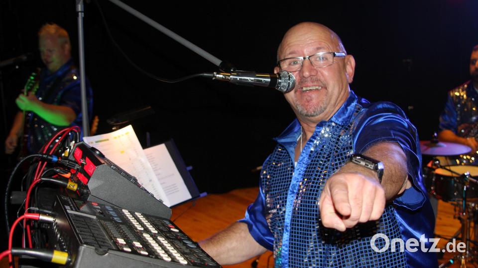 Die 2. Schlager-Nacht in Wiesau mit der Horst-Brandl-Schlagerband Archivbild: Werner Robl [wro] (werner@robl-media.de)