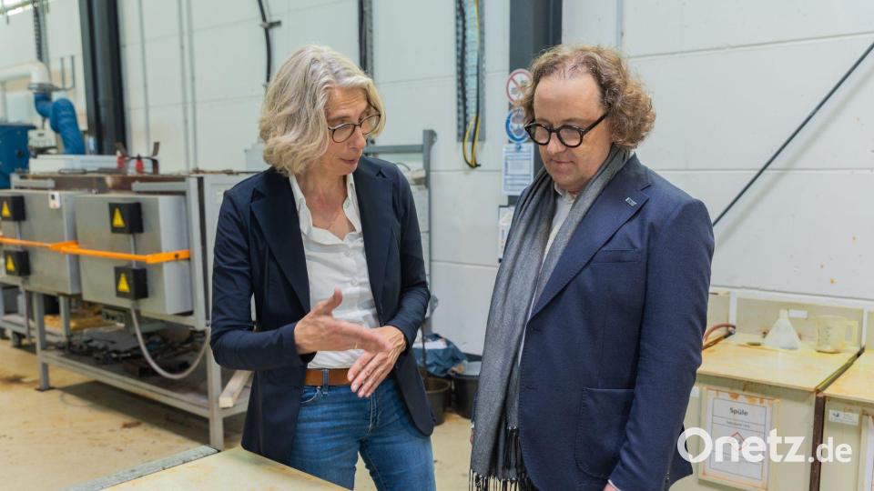 Ohne Zinkbeschichtung würden im Alltag viele Stahlbauwerke und Gegenstände durch Kontakt mit Sauerstoff aus der Luft rosten. Bild: Markus Große Ophoff/DBU/dpa