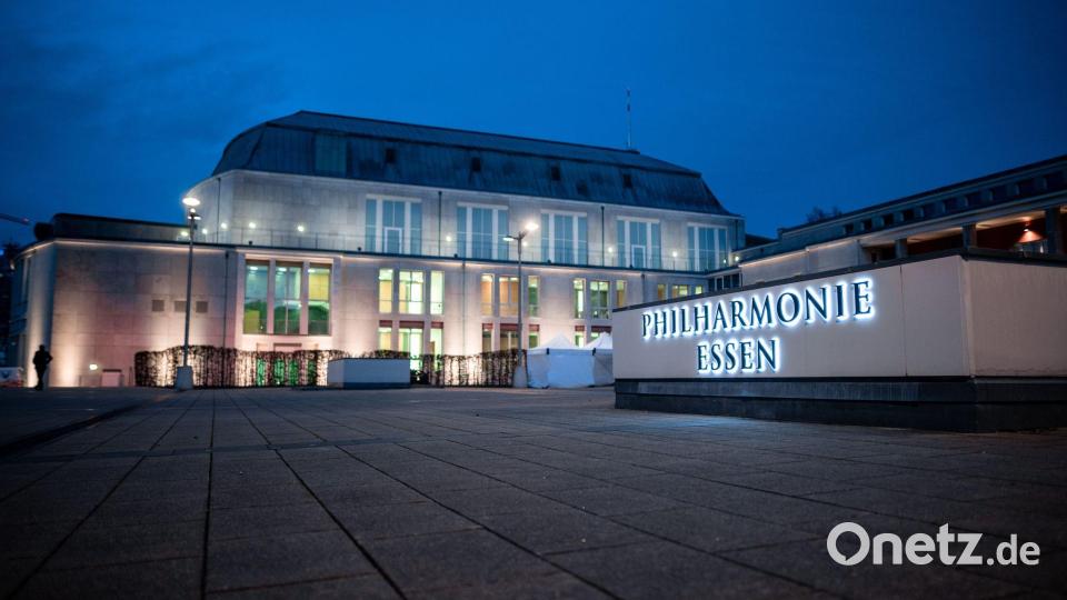 In der Philharmonie Essen gab es Beethoven, Schubert und Wagner - aber keine kritischen Töne. (Archivbild) Bild: Fabian Strauch/dpa