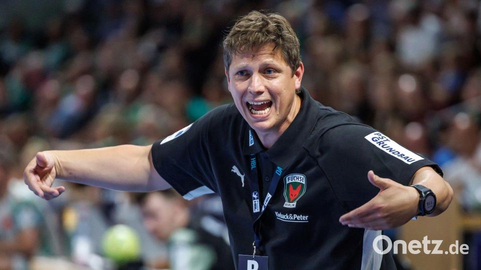 Nicolej Krickau verliert auch sein zweites Bundesliga-Spiel als Füchse-Coach. (Archivbild) Bild: Andreas Gora/dpa