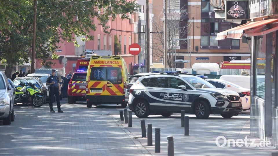 Die Feuerwehr machte Stunden nach der Explosion eine traurige Entdeckung. Bild: Gustavo Valiente/EUROPA PRESS/dpa