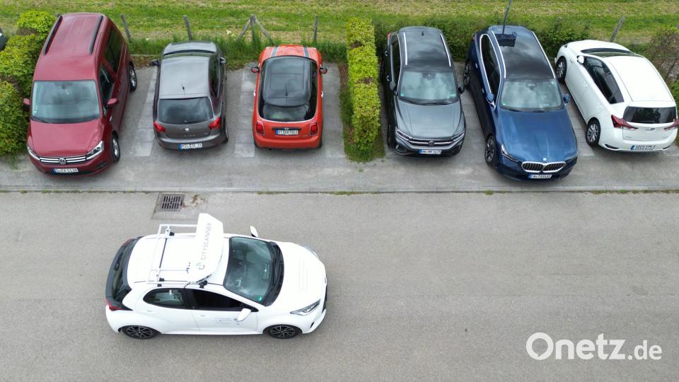 In Heidelberg sollen ertappte Parksünder allerdings zunächst kein Knöllchen bekommen - es geht der Stadt um die Akzeptanz des Scan-Autos. (Archivbild) Bild: Bernd Weißbrod/dpa