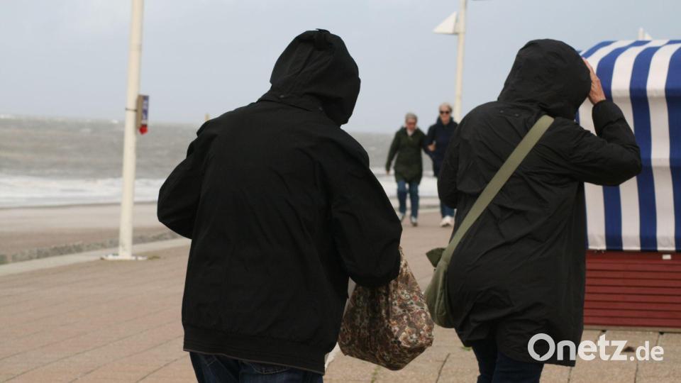 Der erste Herbststurm erreicht Norderney. Bild: Kai Moorschlatt/dpa