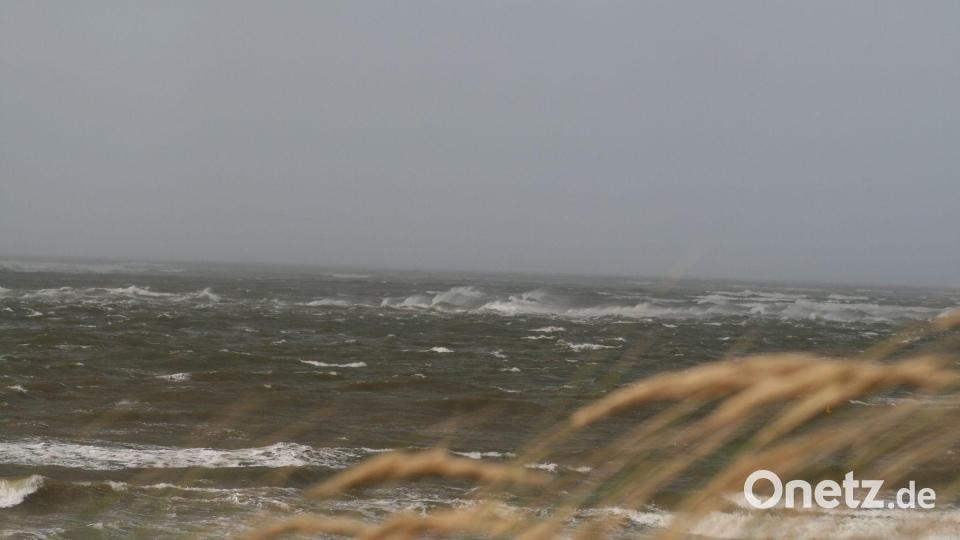 Der erste Herbststurm erreicht Norderney. Bild: Kai Moorschlatt/dpa