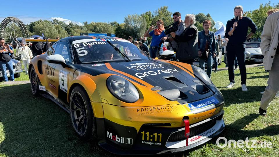 Der Supercup-Porsche aus der Nähe – in diesen Boliden wollten alle einen Blick werfen. Bild: Peter Ringeisen