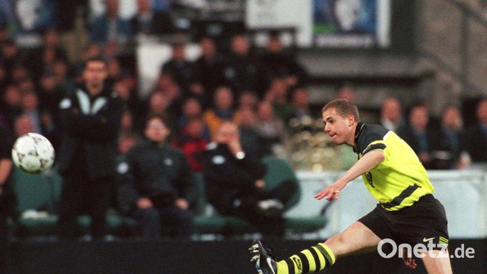 Lars Ricken und sein Schuss in die Geschichtsbücher. Bild: picture alliance / dpa