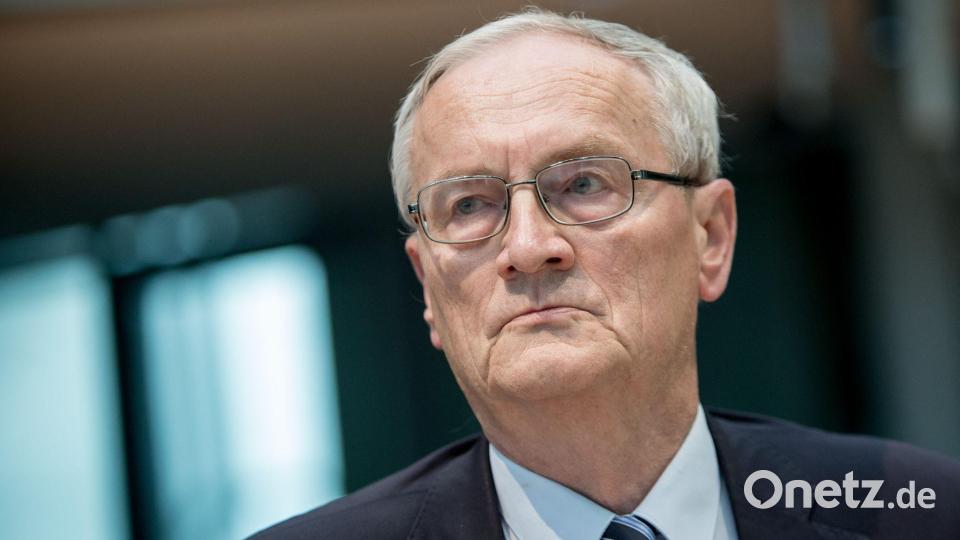 Die Staatsanwaltschaft ermittelt gegen den früheren BND-Chef Hanning wegen des Verdachts der Kindesentziehung. (Archivbild) Bild: Michael Kappeler/dpa