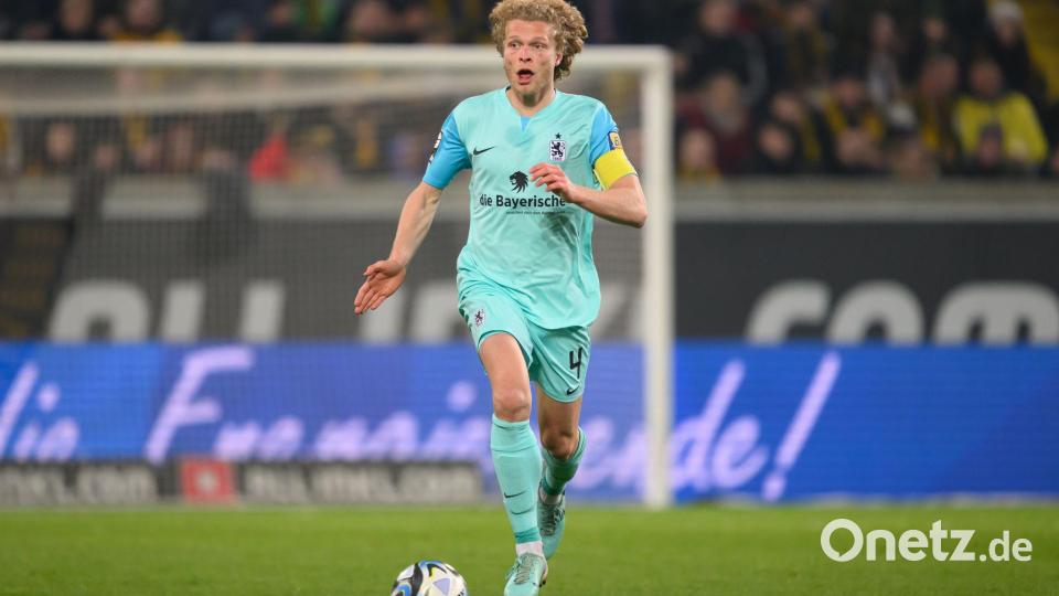 Verletzt ausgewechselt: 1860-Kapitän Jesper Verlaat. Bild: Robert Michael/dpa
