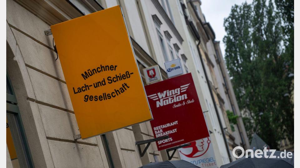 Die Lach- und Schießgesellschaft wird aus Schwabing umziehen. (Archivbild) Bild: Stefan Puchner/dpa