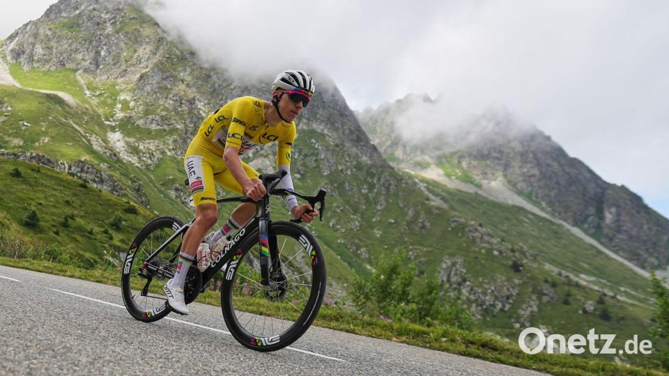Tour-de-France-Sieger Tadej Pogacar geht als Favorit in das WM-Rennen in Ruanda. Bild: Thibault Camus/AP/dpa