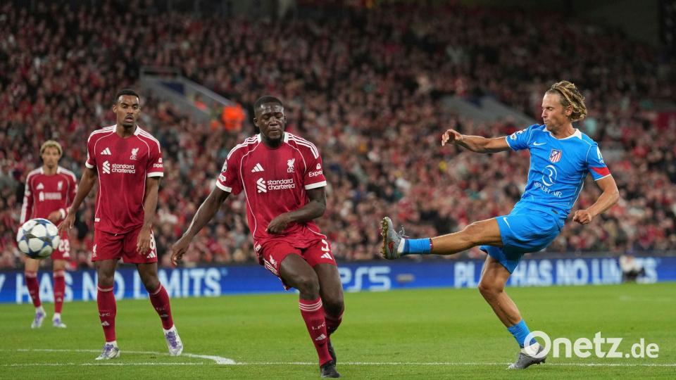 Marcos Llorente (rechts) machte beide Tore für Atlético Madrid Bild: Jon Super/AP/dpa