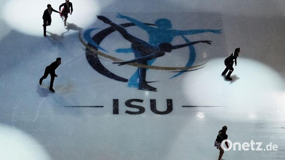 Die Internationale Eislauf-Union ISU trauert um zwei junge Eiskunstläuferinnen. Bild: Charles Krupa/AP/dpa