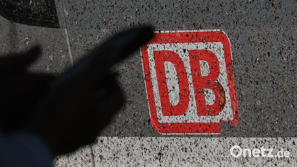 Der Ruf der Bahn ist derzeit ramponiert. Eine neue Spitze und eine neue Strategie sollen es richten. (Archivbild) Bild: Bernd Weißbrod/dpa