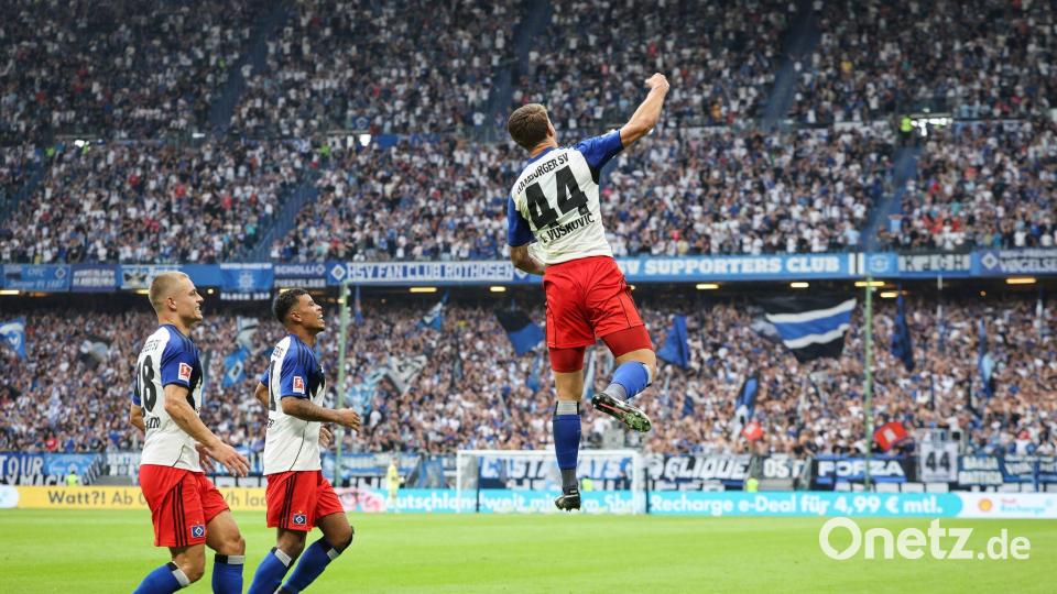 Der HSV durfte endlich über ein Tor in der Bundesliga jubeln Bild: Christian Charisius/dpa