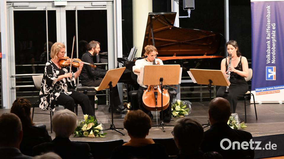 Das Else Ensemble mit Petra Schwieger, Naaman Wagner, Daniela Shemer und Shelly Ezra (von links) eröffnete glanzvoll die 27. Max-Reger-Tage in Weiden. Bild: kki
