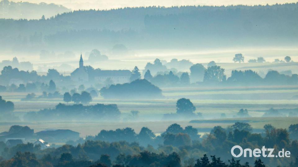 Morgennebel am letzten Sommertag Bild: Thomas Warnack/dpa