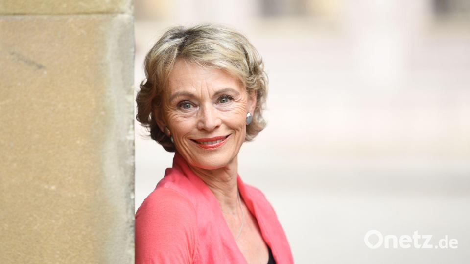 Die Schauspielerin Ilona Grübel steht seit ihrer Jugendzeit vor der Fernsehkamera. Jetzt wird sie 75 Jahre alt. (Archivbild) Bild: Tobias Hase/dpa
