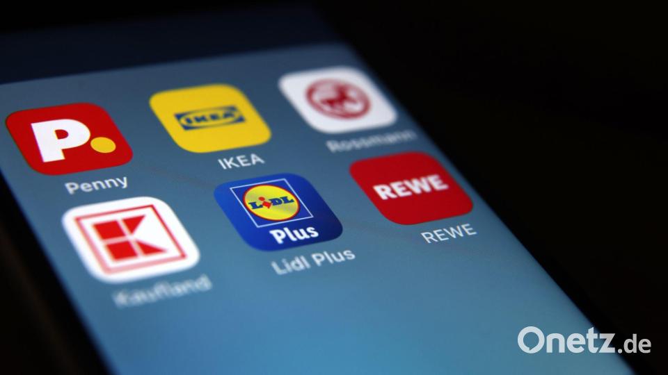Die Bonus-Apps der Handelsketten werden von vielen Kunden genutzt. (Archivbild) Bild: Karl-Josef Hildenbrand/dpa