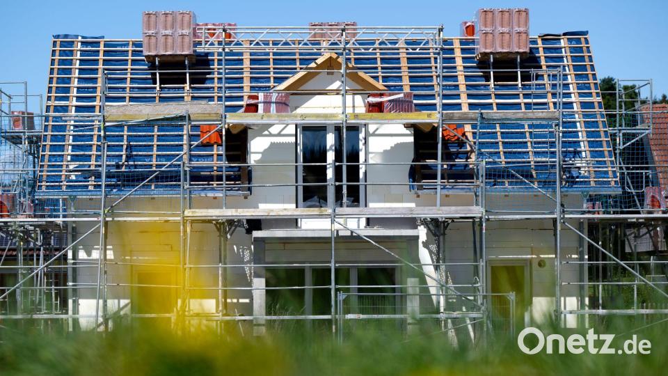 Im Juli lag die Zahl der Genehmigungen für den Neubau und Umbau von Wohnungen um 30 Prozent über dem Niveau des Vorjahresmonats. Bild: Sven Hoppe/dpa