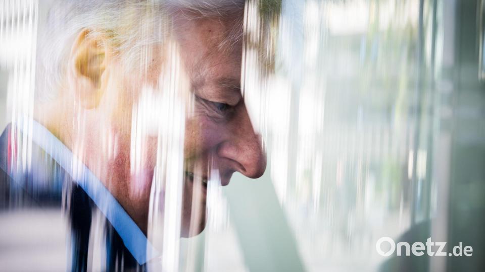 Wollte im Aufsichtsrat gegen die Berufung der neuen Bahn-Chefin stimmen: EVG-Chef Martin Burkert. Bild: Christoph Soeder/dpa