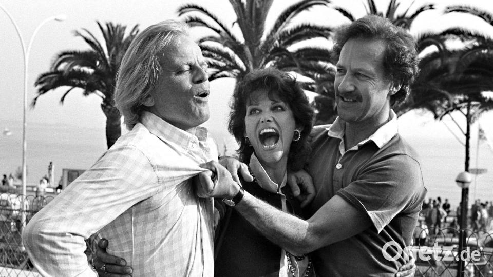 Claudia Cardinale 1982 bei den Filmfestspielen von Cannes mit Klaus Kinski und Werner Herzog. Bild: --/AP/dpa