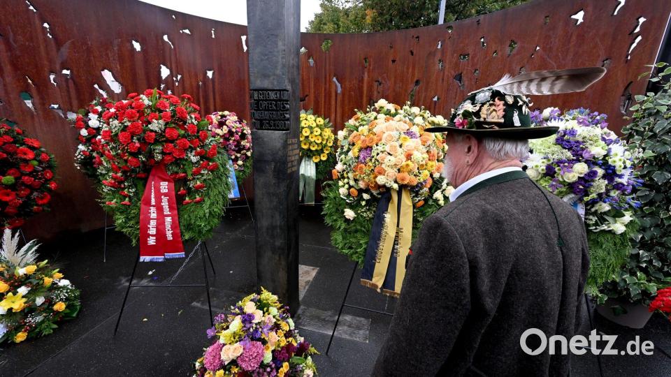 Erinnerung an das Wiesn-Attentat vor 45 Jahren. Bild: Felix Hörhager/dpa
