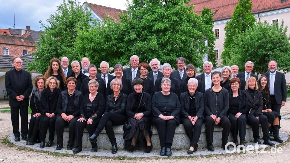 Die Amberger Chorgemeinschaft freut sich auf das gemeinsame Konzert mit dem Ensemble Vocal am 19. Oktober im Stadttheater Bild: Peter Ringeisen