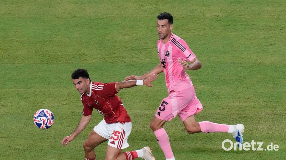 Sergio Busquets (r) spielt aktuell für Inter Miami Bild: John Raoux/AP/dpa