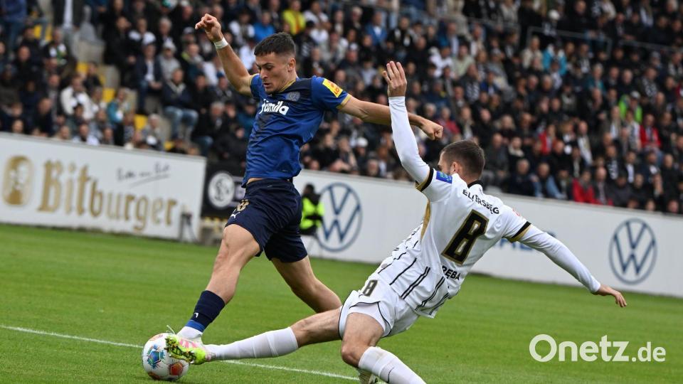 Elversberg feiert gegen Kiel einen späten Sieg. Bild: Harald Tittel/dpa