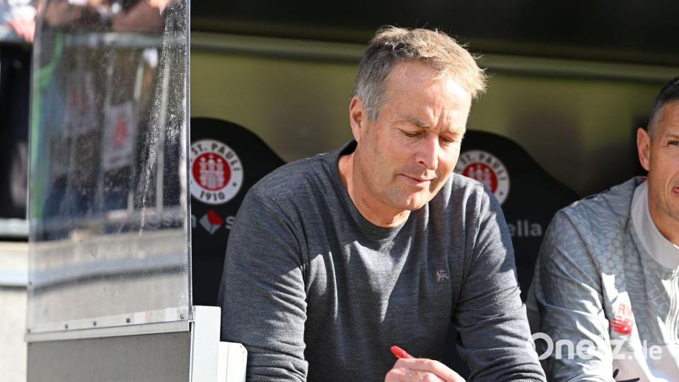 Hatte viel zu notieren: Bayer-Trainer Kasper Hjulmand Bild: Carmen Jaspersen/dpa