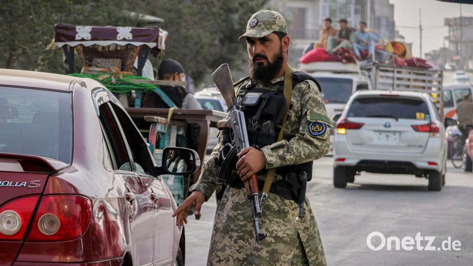 Die Taliban sind wegen ihrer Missachtung von Menschen- und vor allem Frauenrechten international isoliert. Nun will Deutschland aber offizielle Gespräche mit ihnen aufnehmen. Bild: Siddiqullah Alizai/AP/dpa