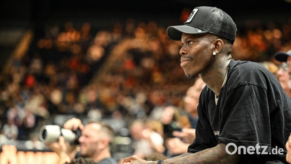 Dennis Schröder sieht eine Pleite seiner Löwen. Bild: Swen Pförtner/dpa