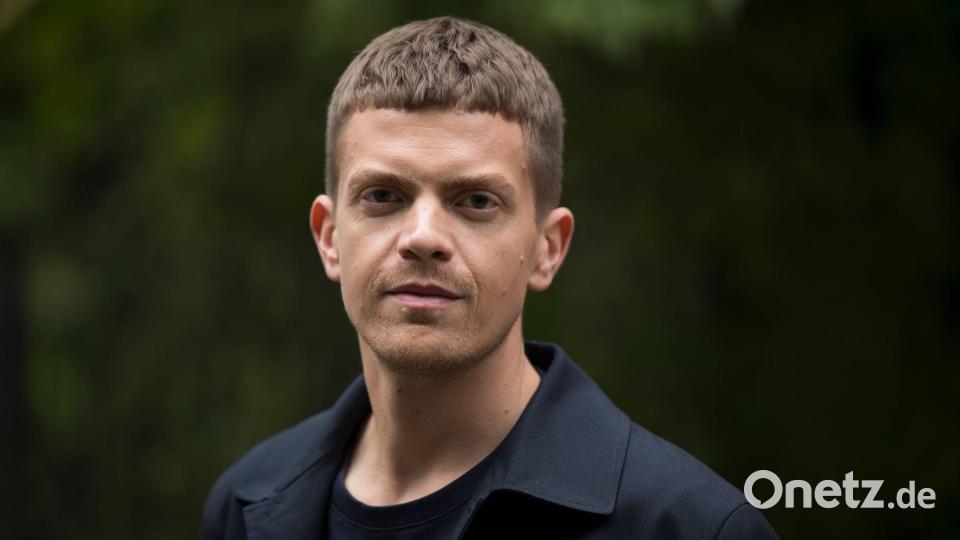 Ferdinand Hofer ist als Kriminalkommissar Kalli Hammermann schon seit 2014 Teil des Münchner „Tatort“-Teams. Bild: Peter Kneffel/dpa