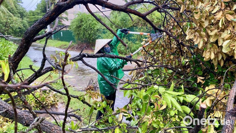 „Bualoi“ richtete auch in Vietnam schwere Schäden an. Bild: Võ Thị Dung/VNA/AP/dpa