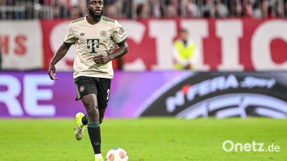 Der FC Bayern will mit Dayot Upamecano verlängern. (Archivbild) Bild: Harry Langer/dpa