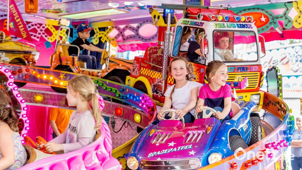 Spaß macht eine Fahrt im Karussell. Bild: Amberger Congress Marketing