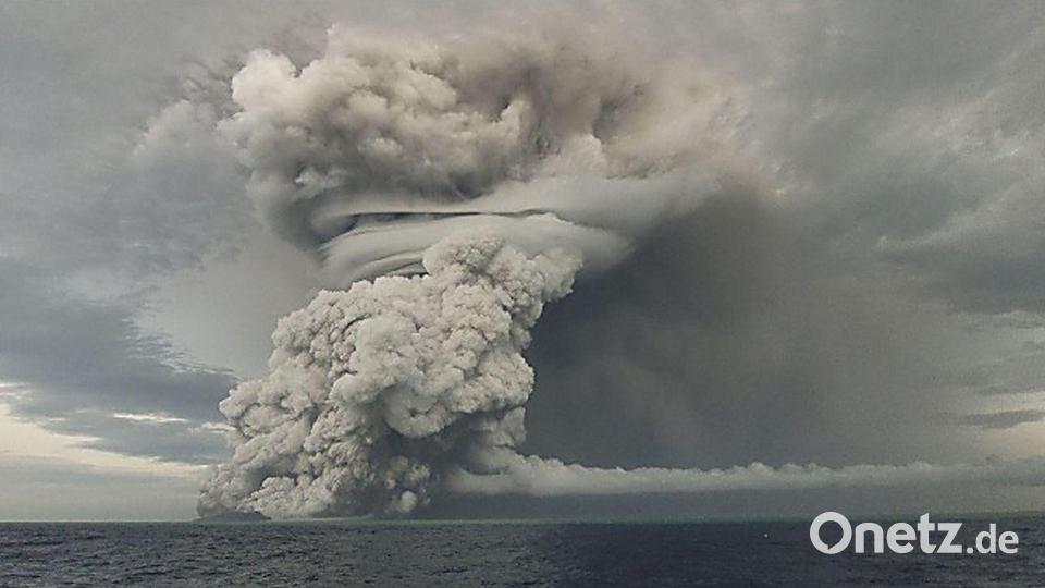 Ausbruch von Untersee-Vulkan im Pazifik-Raum Bild: Tonga Geological Services/ZUMA Press Wire Service/dpa