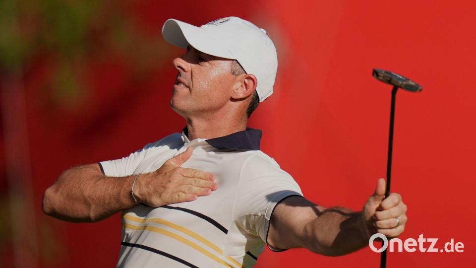 Verlor sein Match gegen Scottie Scheffler, konnte am Ende aber dennoch über den Titel jubeln: Rory McIlroy. Bild: Seth Wenig/AP/dpa